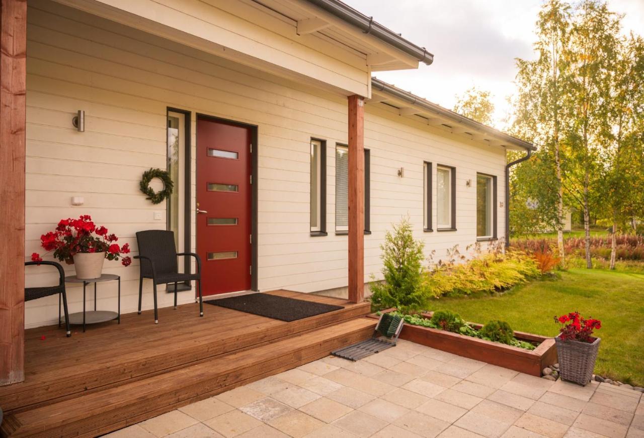 Villa Puistola & Sauna, Near Santa'S Village Рованиеми Экстерьер фото